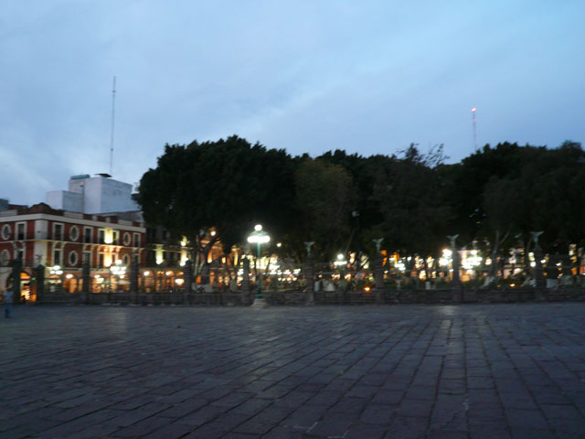 P1020494